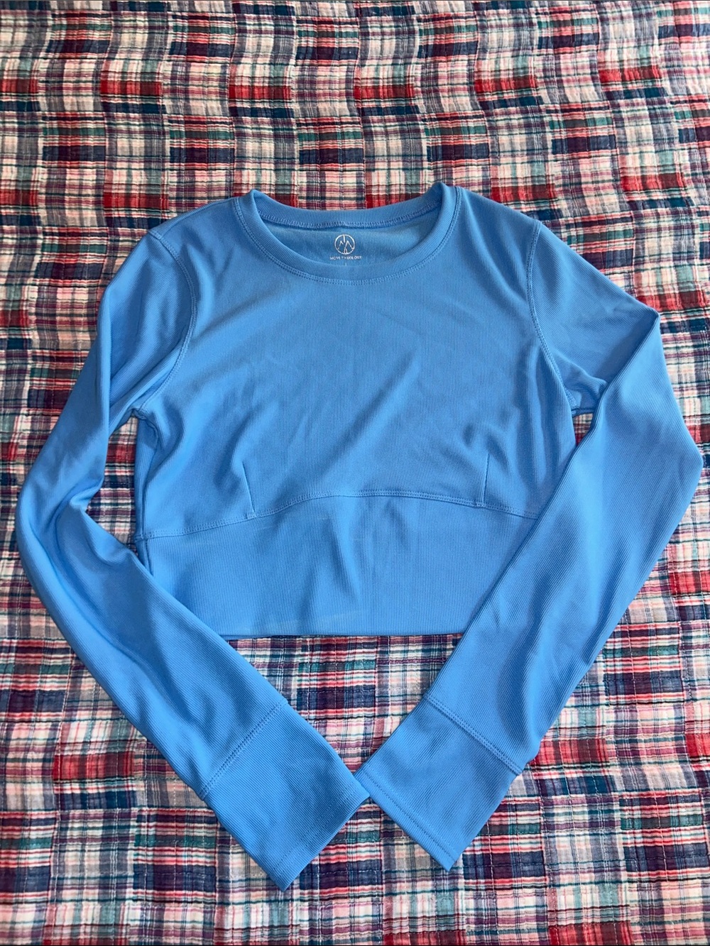 Cropped Long-Sleeve Performance Top — Sky Blue